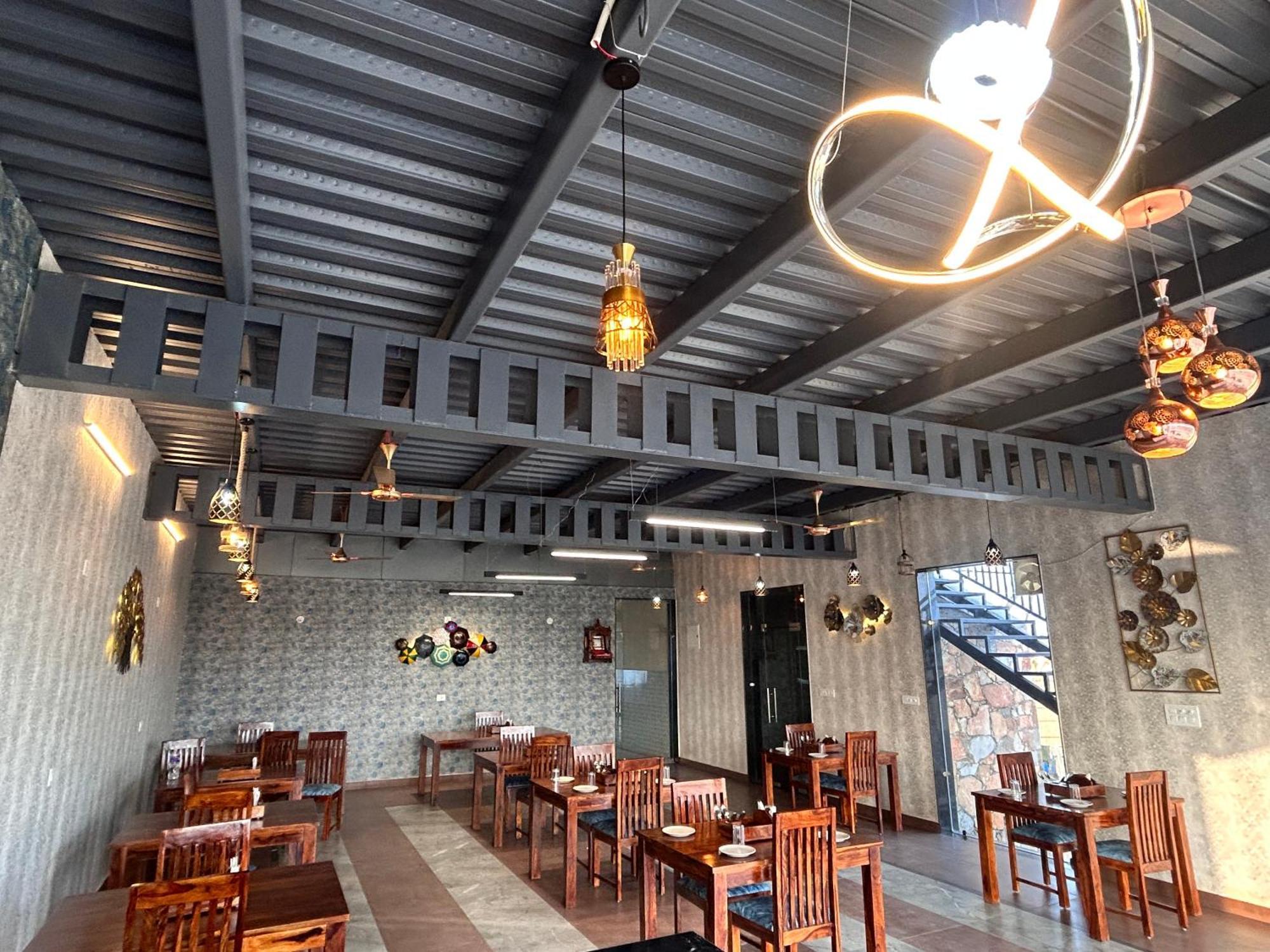 Royal Rajasthan Resort Sikar 외부 사진