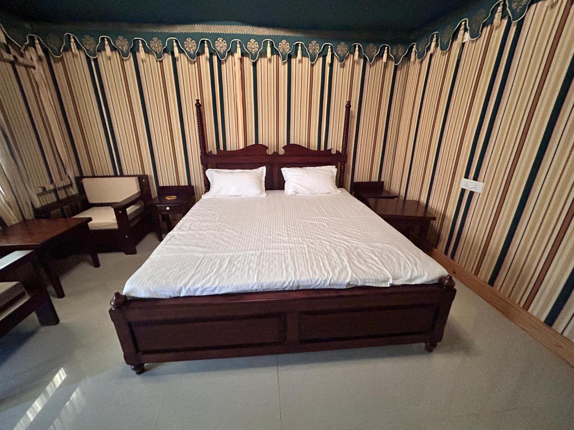 Royal Rajasthan Resort Sikar 외부 사진