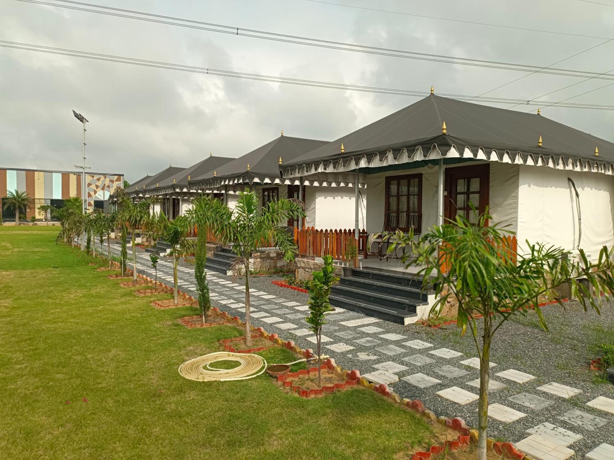 Royal Rajasthan Resort Sikar 외부 사진
