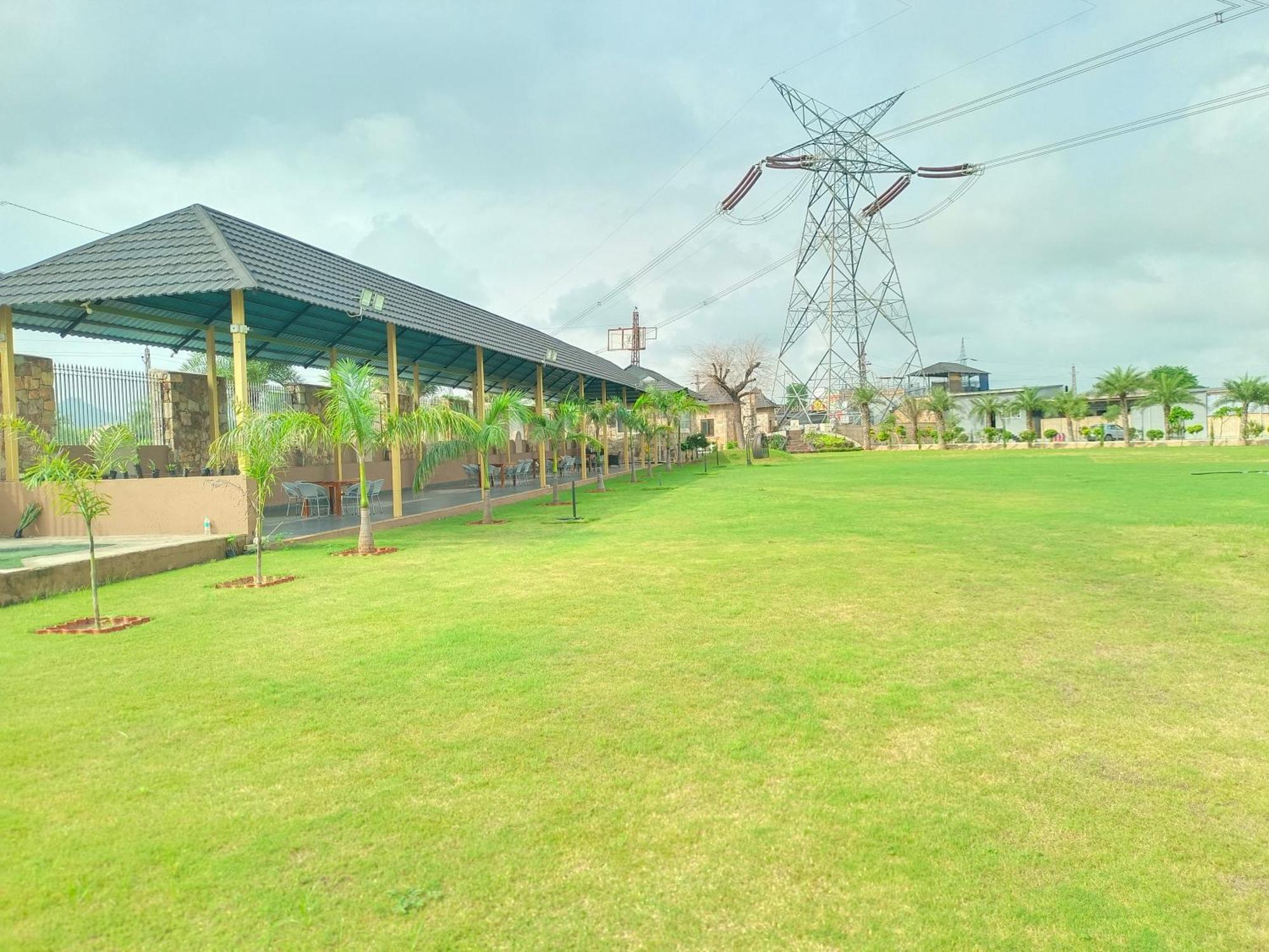 Royal Rajasthan Resort Sikar 외부 사진