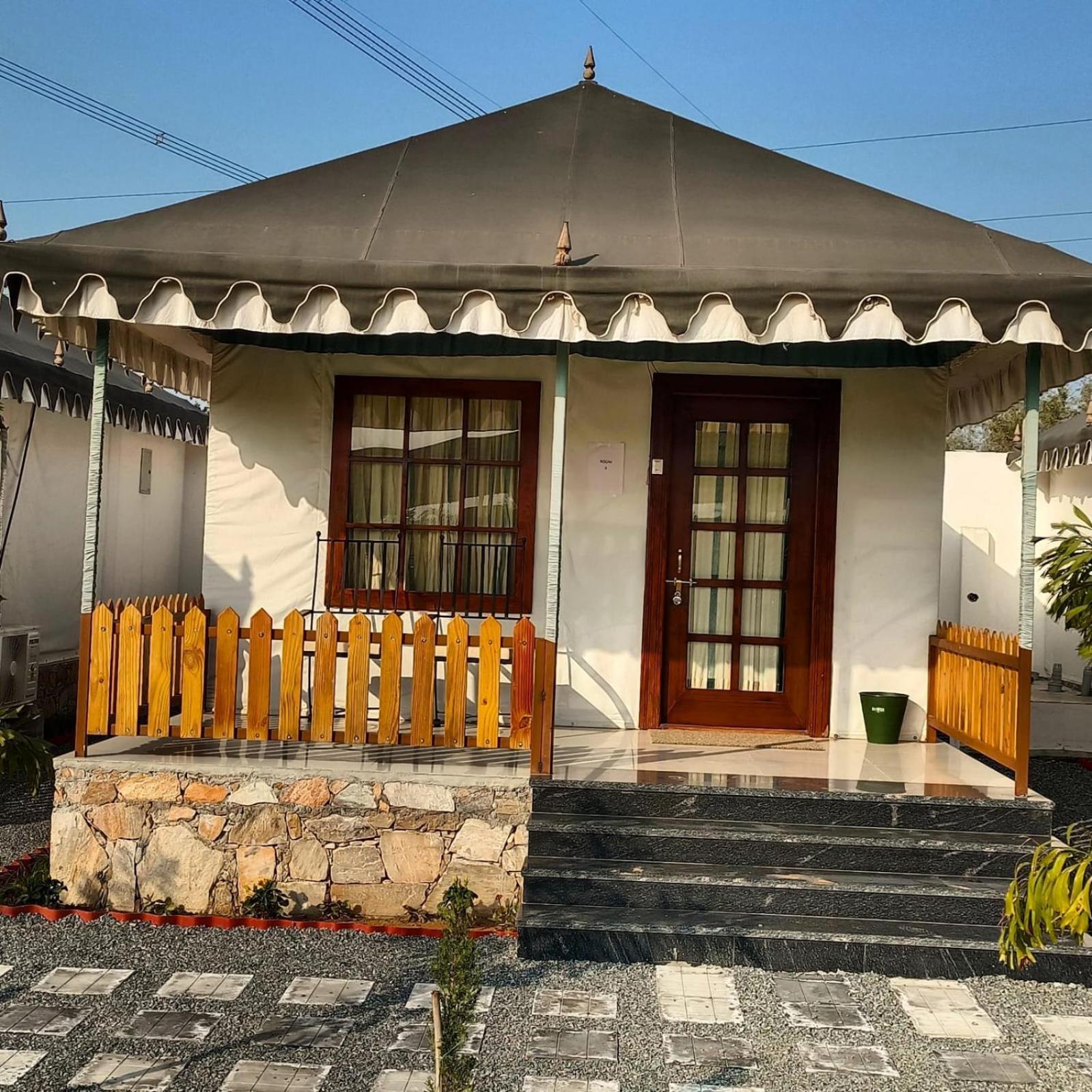 Royal Rajasthan Resort Sikar 외부 사진